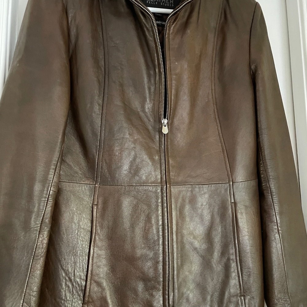 Leather jacket - Picture 5 of 6